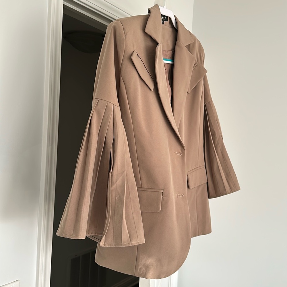 Beulah Style blazer size M